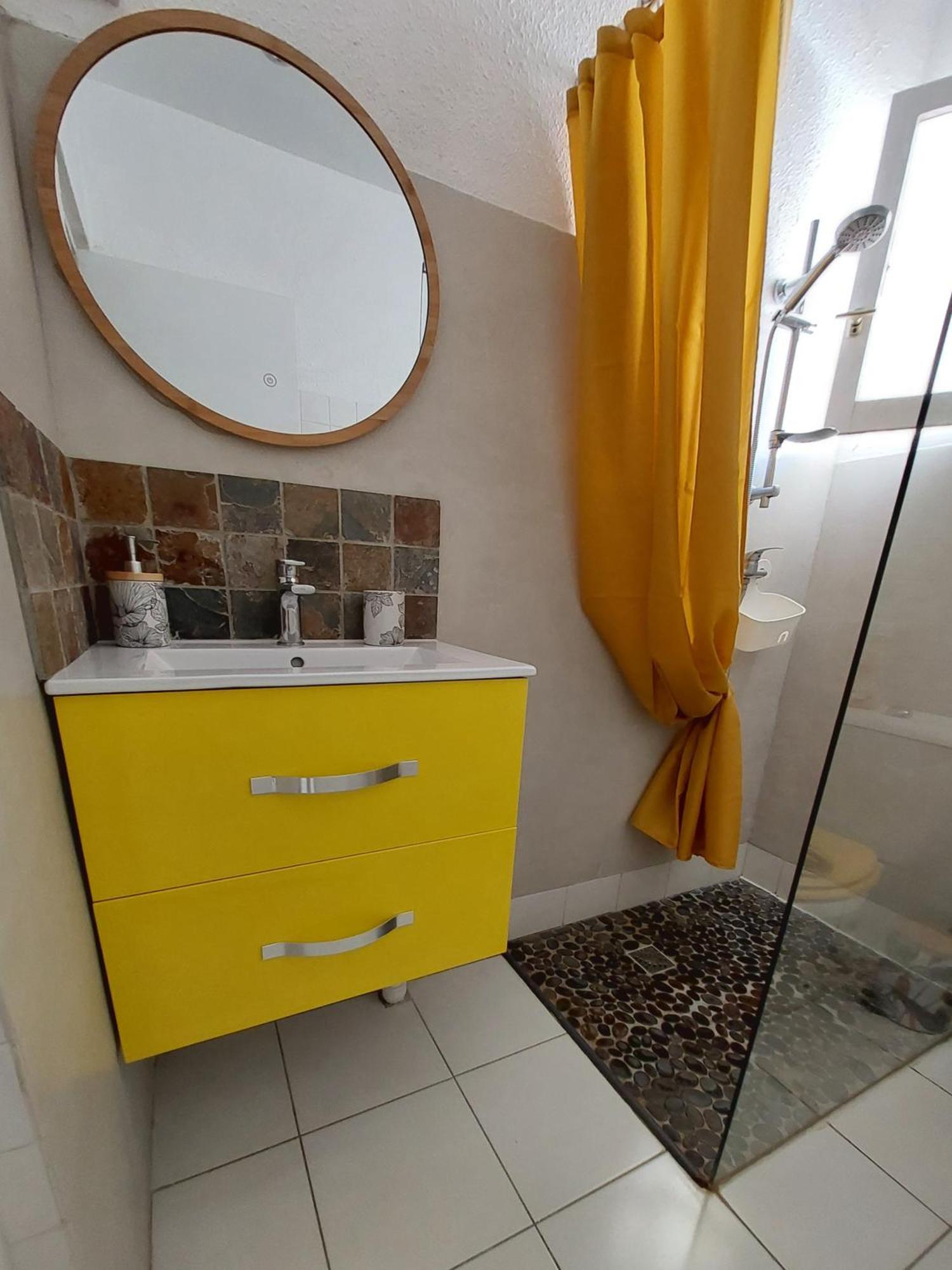 Logisrev Apartment Sainte-Anne  Cameră foto